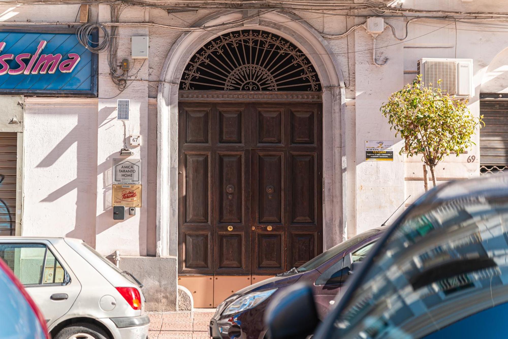 Taranto Mn Place Εξωτερικό φωτογραφία